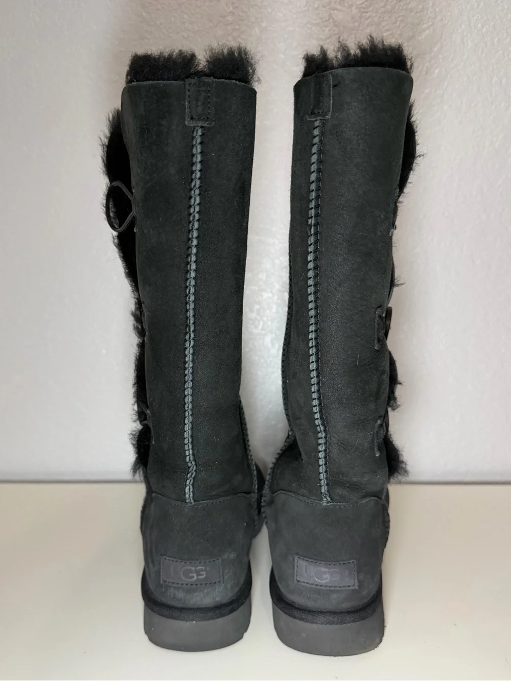 UGG Bailey Button Triplet Black Boots Worn Once Original Box DISCONTINUED STYLE!